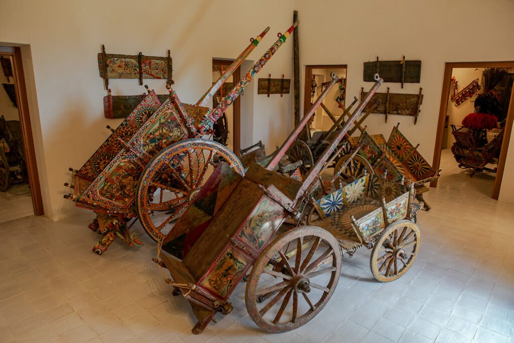 Museo del carretto Madonie Villa Sgadari salva un carretto